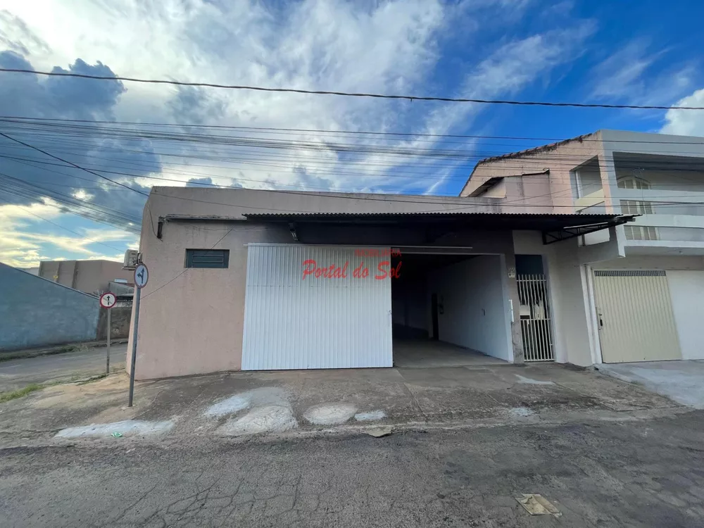 Depósito-Galpão, 197 m² - Foto 1