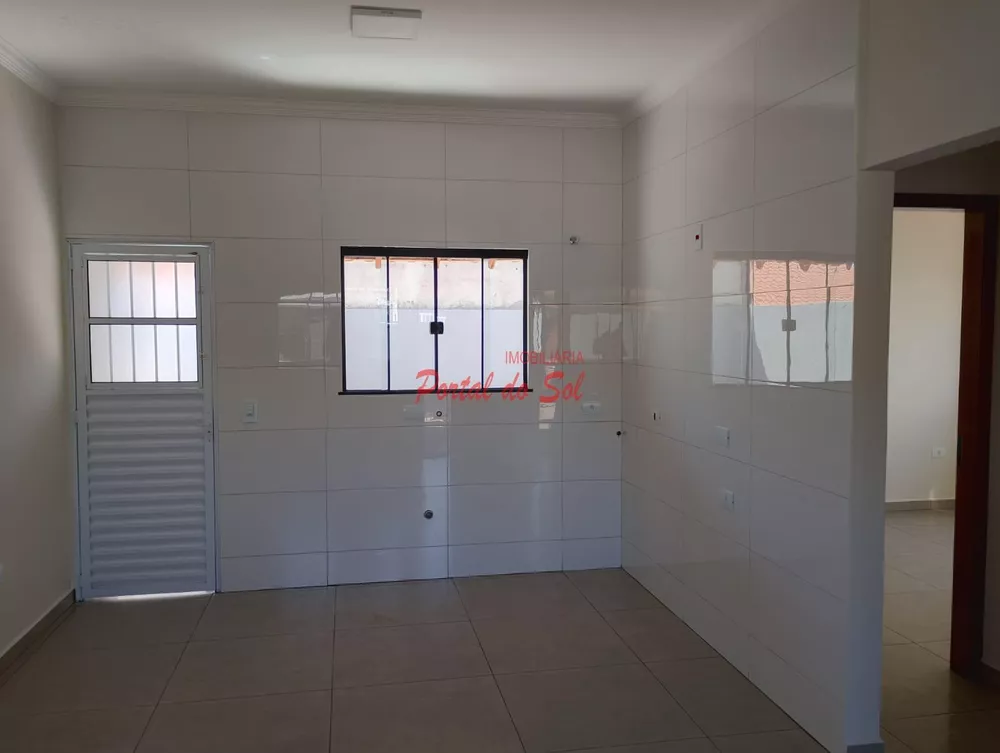 Casa, 3 quartos, 69 m² - Foto 2