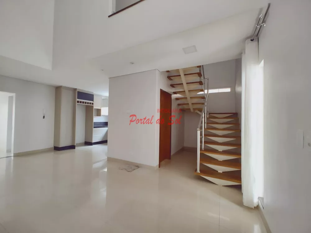 Sobrado, 4 quartos, 220 m² - Foto 2