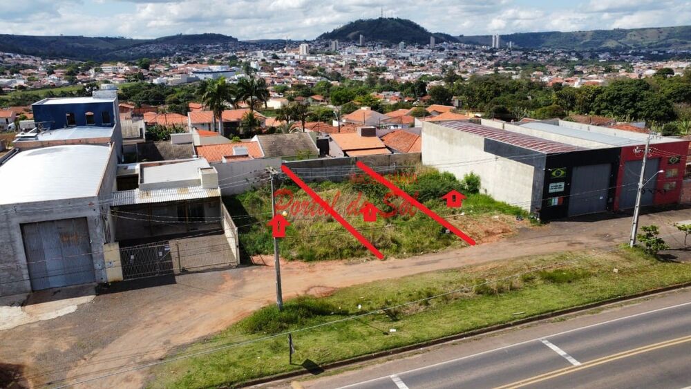 Loteamento e Condomínio, 250 m² - Foto 1