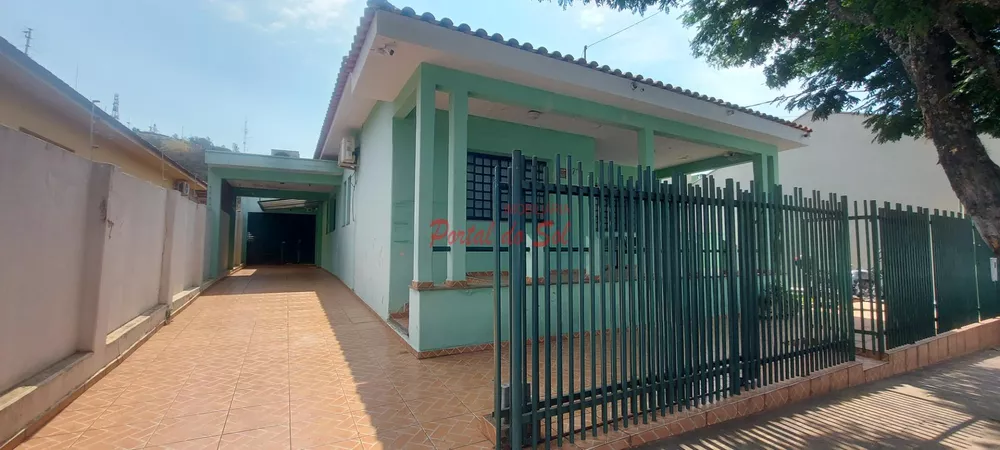Casa, 3 quartos, 316 m² - Foto 1