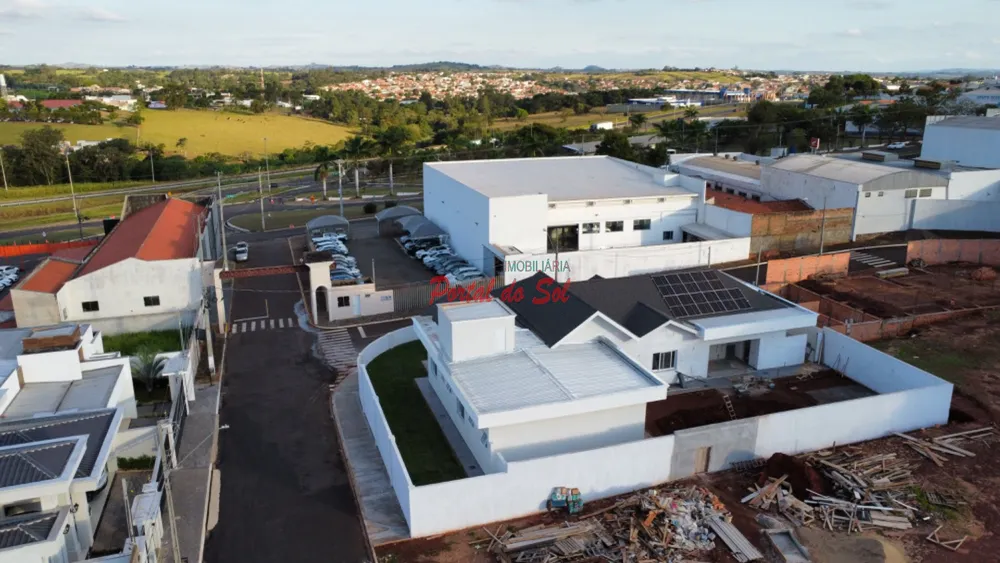 Casa, 3 quartos, 229 m² - Foto 3