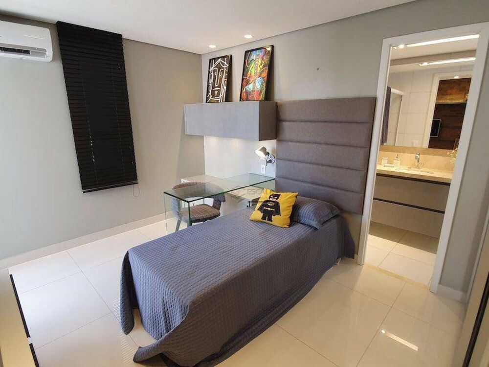 Apartamento à venda com 3 quartos, 162m² - Foto 12