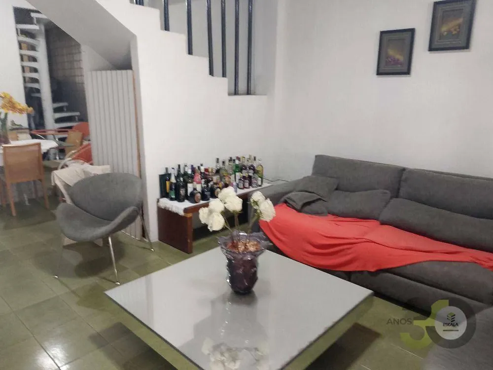 Casa, 9 quartos, 363 m² - Foto 4