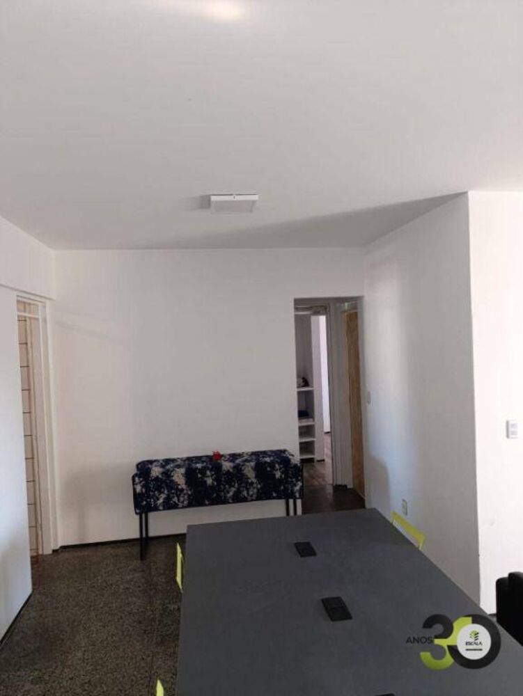 Apartamento à venda com 3 quartos, 114m² - Foto 2