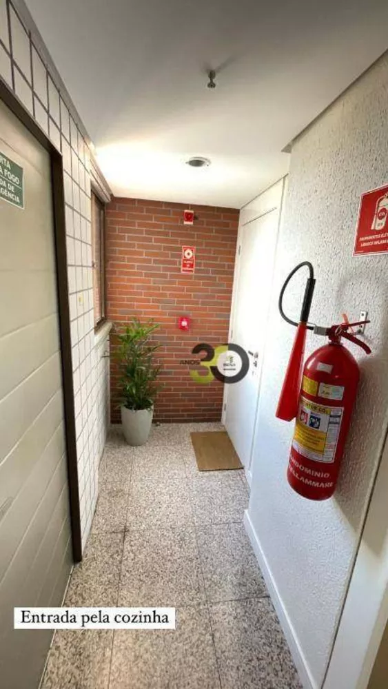 Apartamento à venda com 3 quartos, 122m² - Foto 3