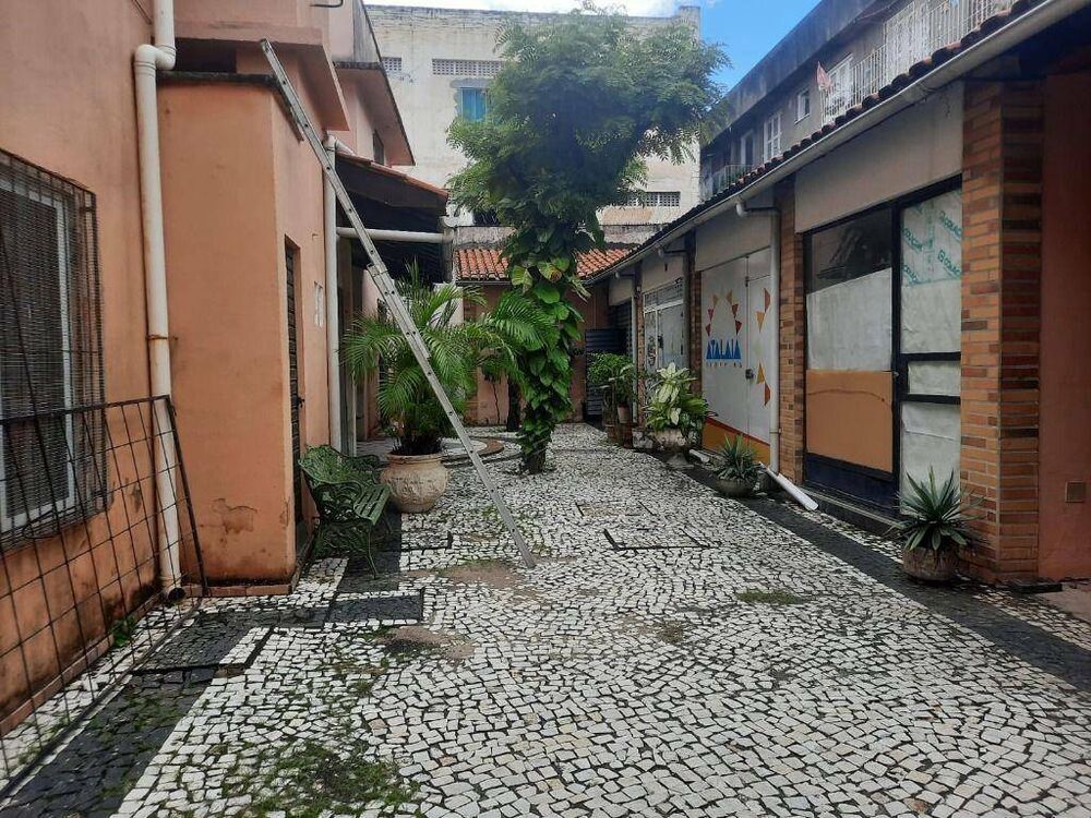 Prédio Inteiro à venda, 1800m² - Foto 8