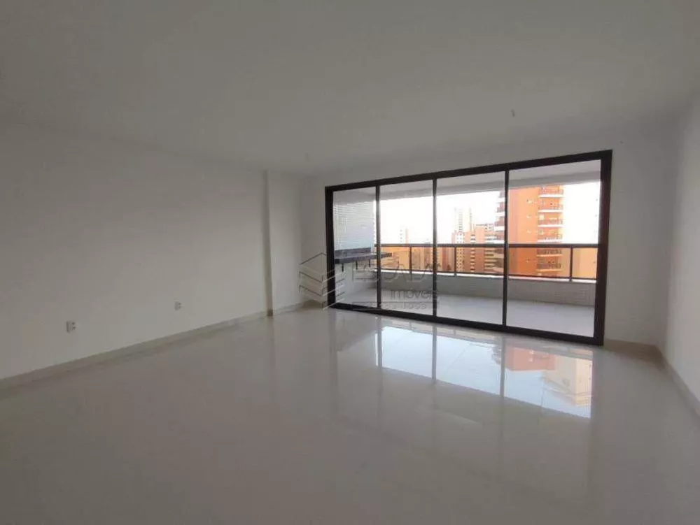 Apartamento à venda com 3 quartos, 162m² - Foto 12