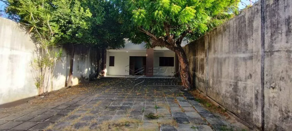 Casa à venda com 3 quartos, 150m² - Foto 3