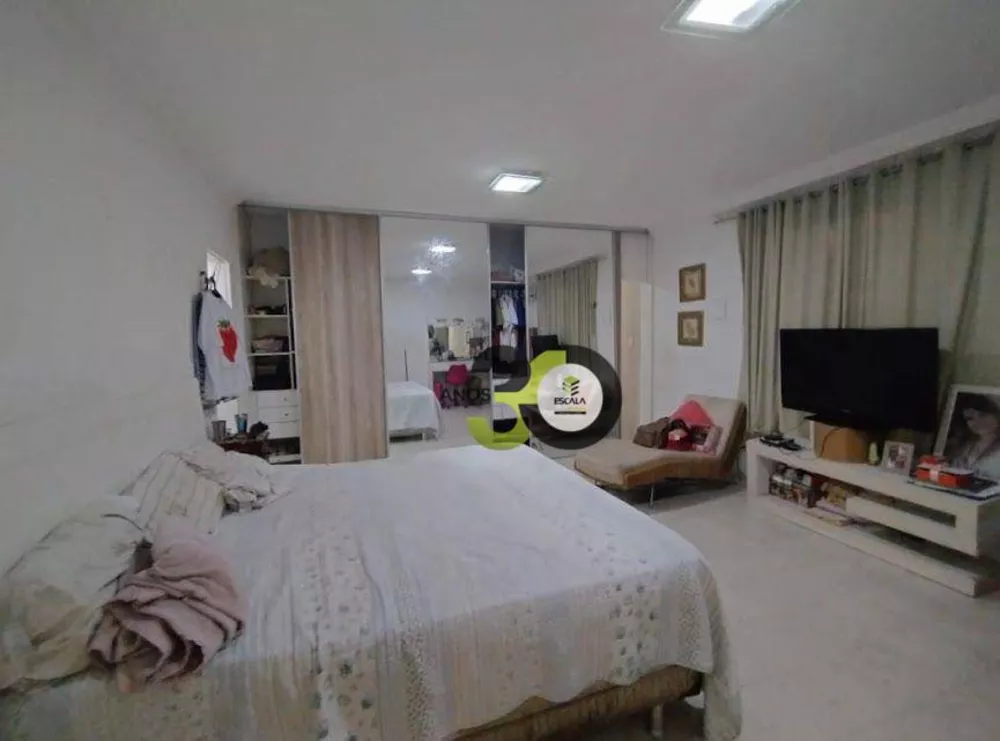 Casa à venda com 4 quartos, 192m² - Foto 3