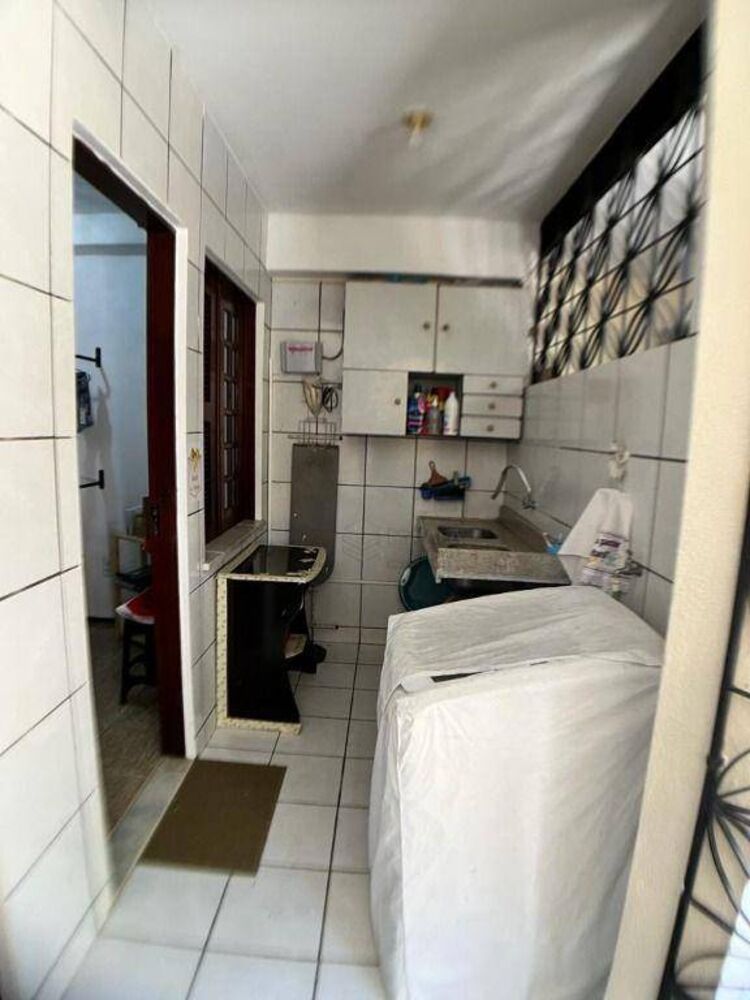 Casa à venda com 5 quartos, 220m² - Foto 10