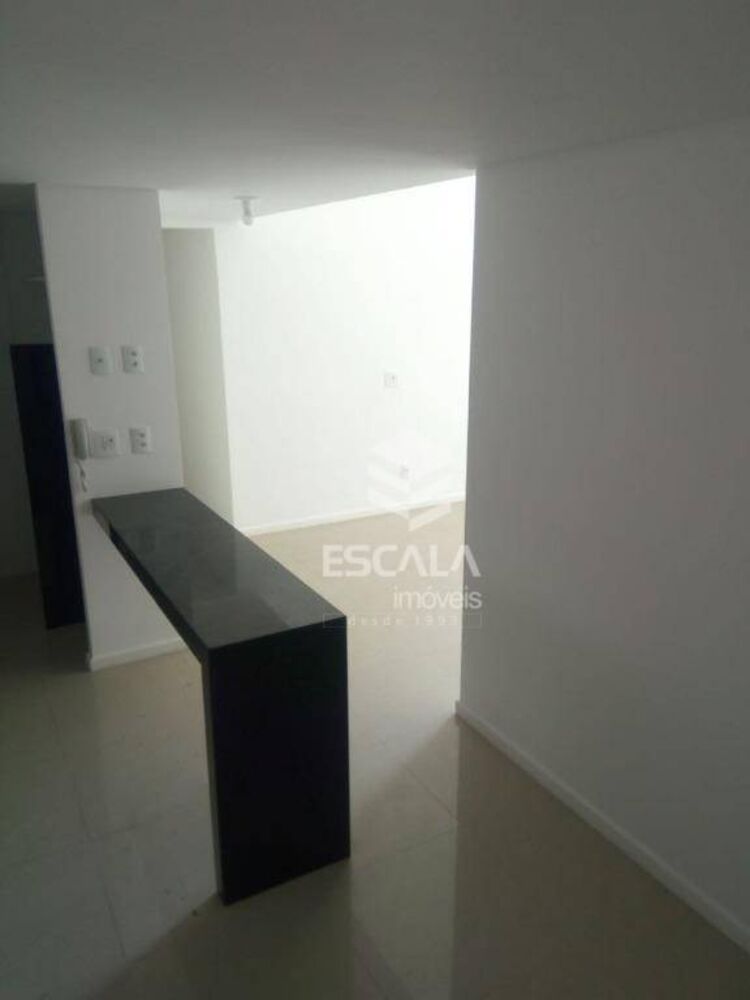 Apartamento à venda com 3 quartos, 82m² - Foto 8