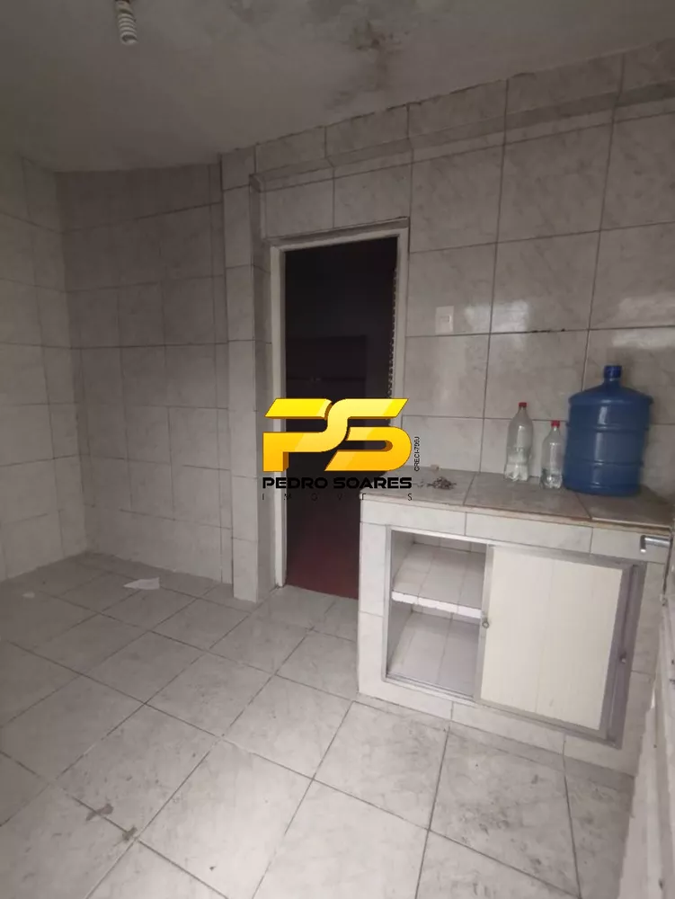 Apartamento à venda com 3 quartos, 100m² - Foto 2