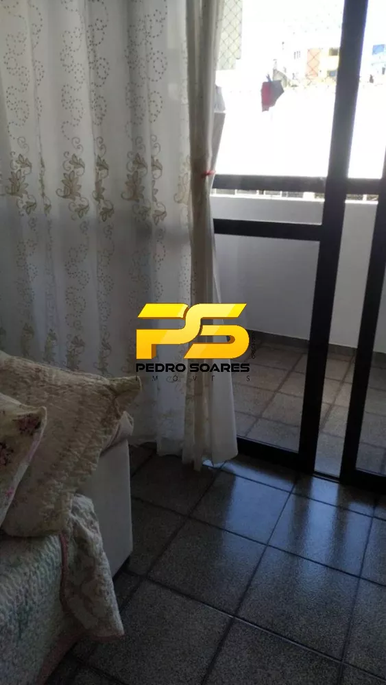 Apartamento à venda com 4 quartos, 130m² - Foto 2