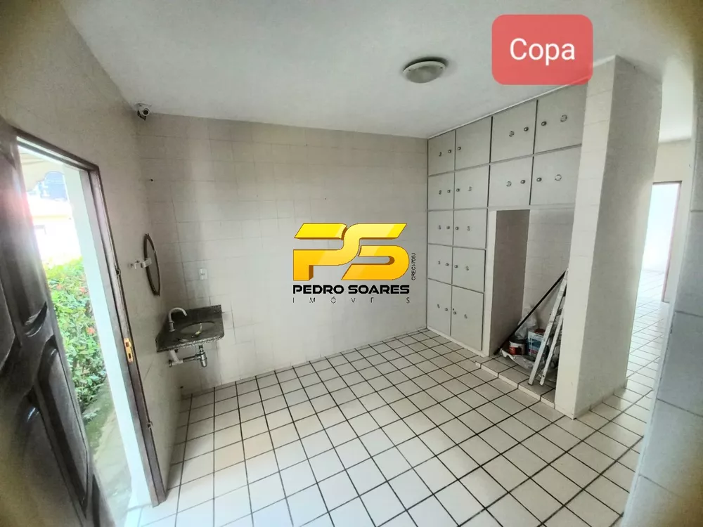 Casa à venda com 3 quartos, 377m² - Foto 3