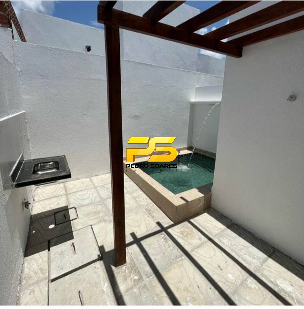 Casa à venda com 2 quartos, 49m² - Foto 4