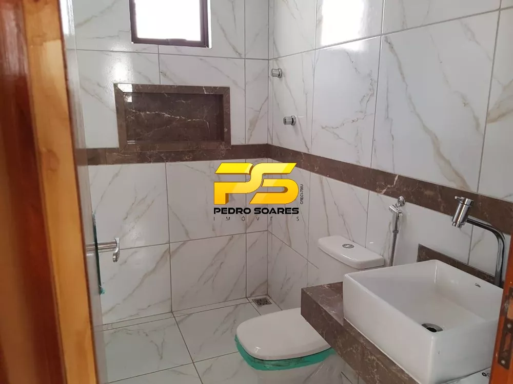 Casa à venda com 2 quartos, 90m² - Foto 3