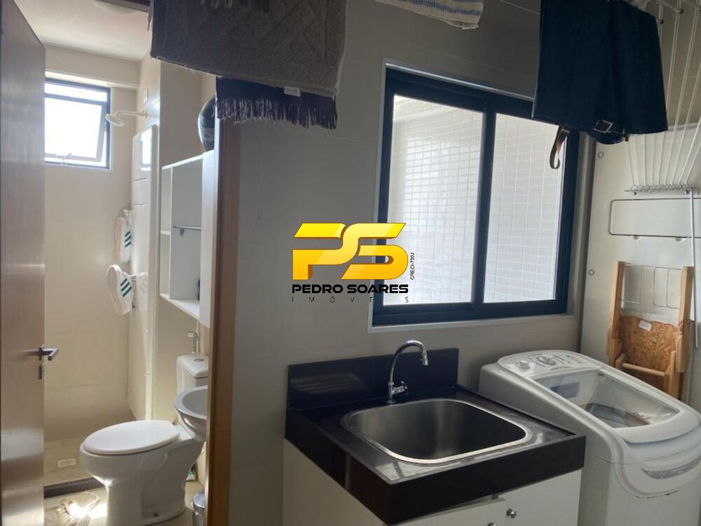 Apartamento para alugar com 4 quartos, 216m² - Foto 2