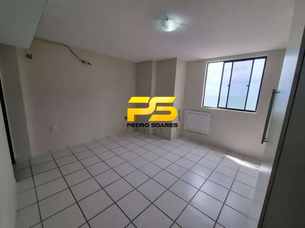 Apartamento à venda com 3 quartos, 115m² - Foto 4