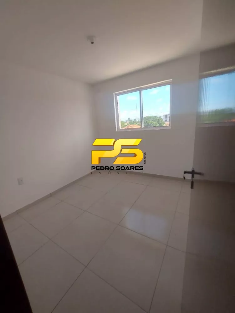 Apartamento à venda com 2 quartos, 55m² - Foto 3