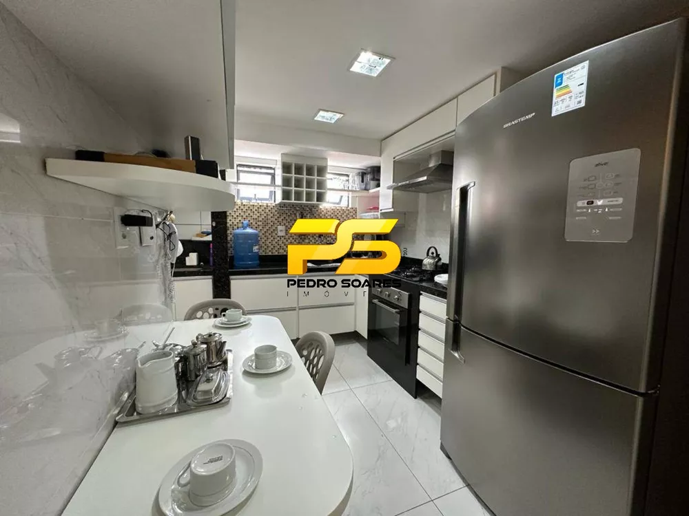 Apartamento à venda com 3 quartos, 95m² - Foto 2