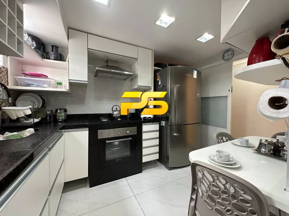 Apartamento à venda com 3 quartos, 95m² - Foto 4