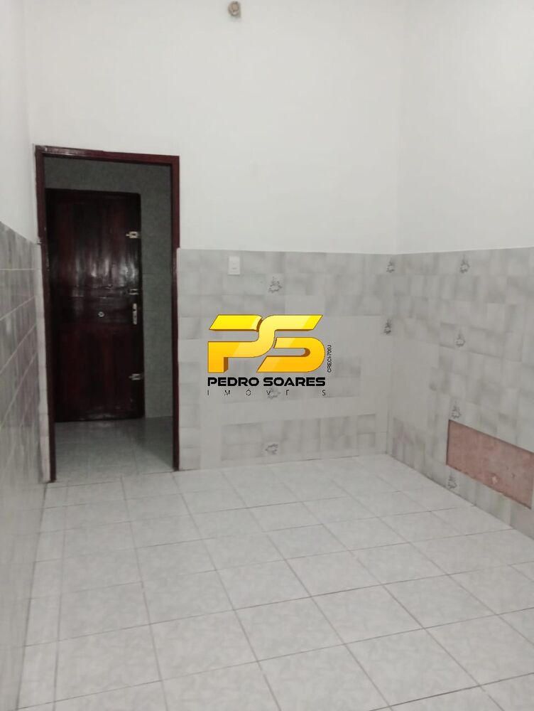 Casa à venda com 3 quartos, 186m² - Foto 2