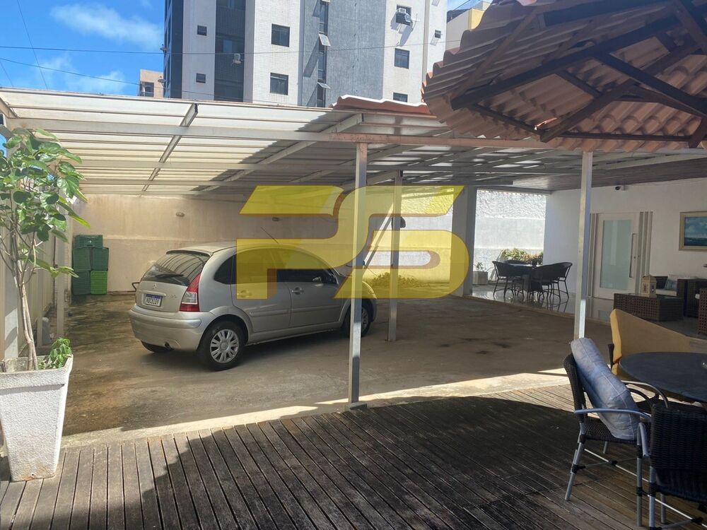 Casa à venda com 5 quartos, 465m² - Foto 2