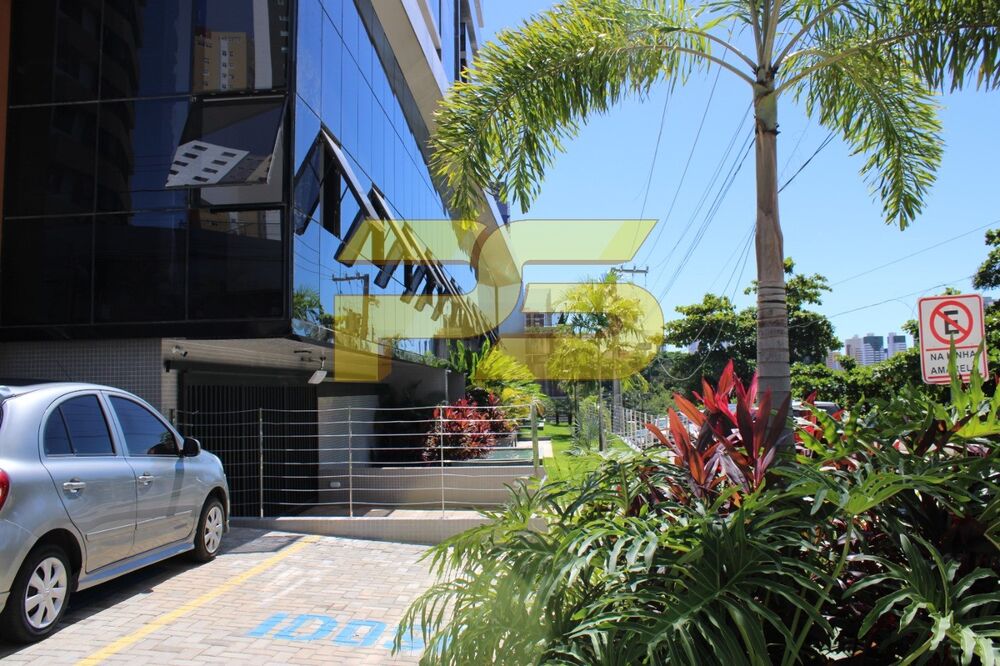 Apartamento à venda com 3 quartos, 225m² - Foto 1