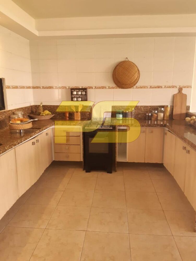 Casa à venda com 3 quartos, 250m² - Foto 7
