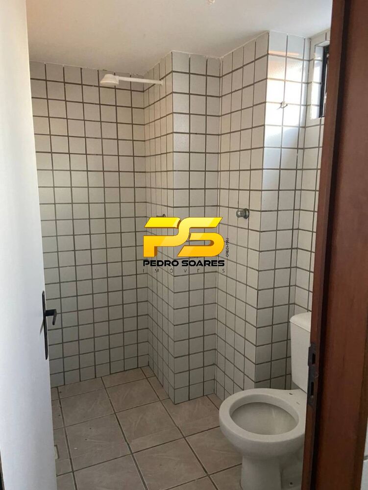 Apartamento para alugar com 3 quartos, 90m² - Foto 2