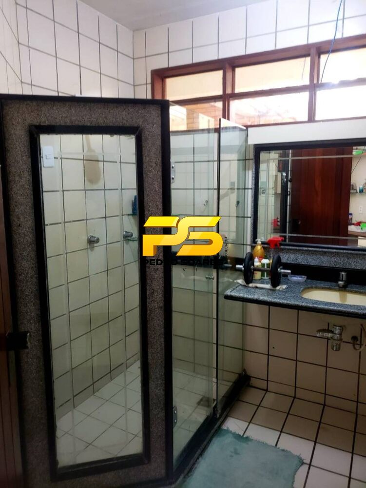 Casa à venda com 7 quartos, 825m² - Foto 4