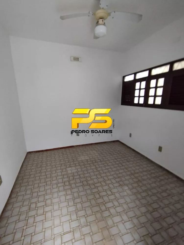 Casa à venda com 3 quartos, 350m² - Foto 5