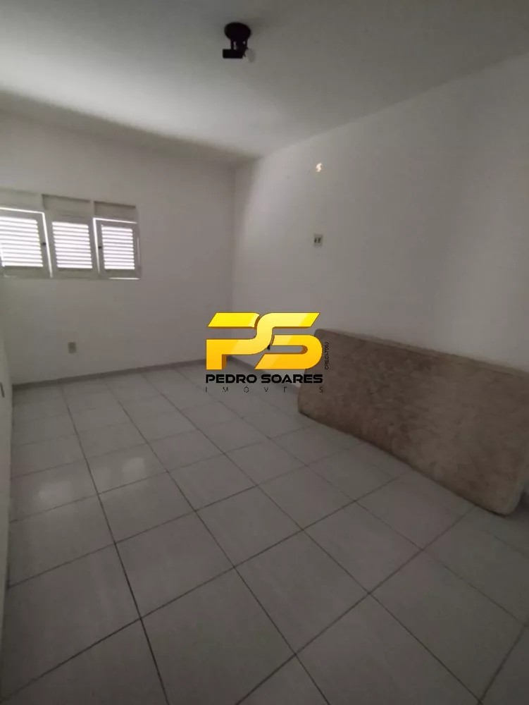 Casa à venda com 3 quartos, 350m² - Foto 7