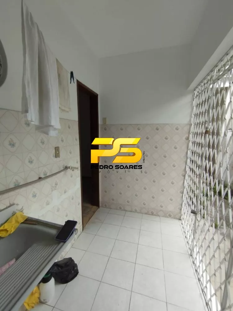 Casa à venda com 3 quartos, 350m² - Foto 16