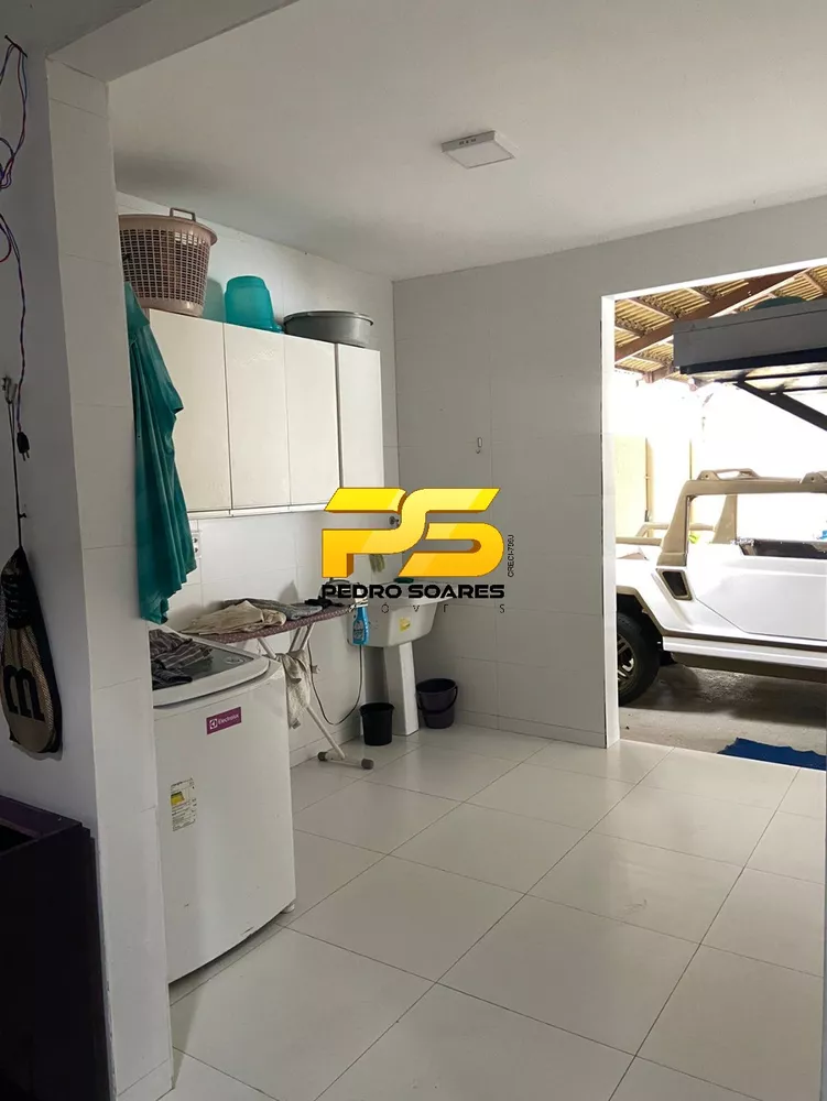 Casa à venda com 6 quartos, 360m² - Foto 11