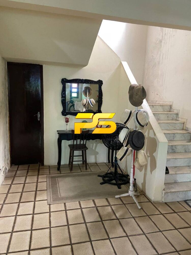 Casa, 6 quartos, 360 m² - Foto 2