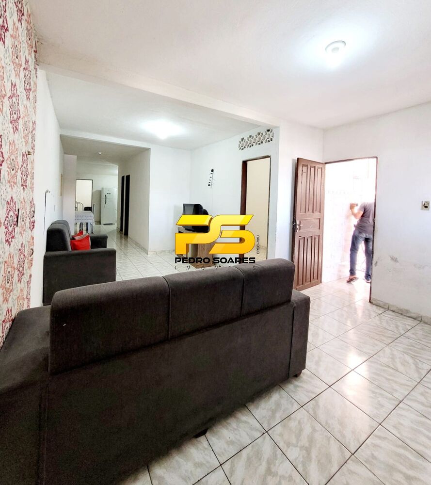 Casa à venda com 3 quartos, 65m² - Foto 1