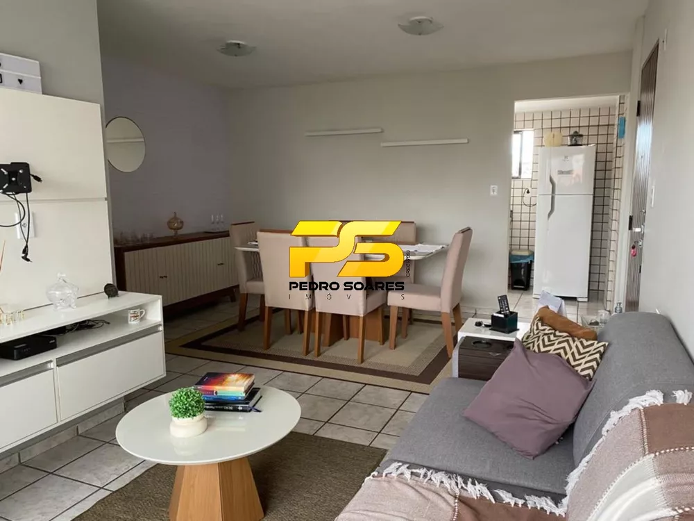 Kitnet e Studio à venda com 3 quartos, 76m² - Foto 2