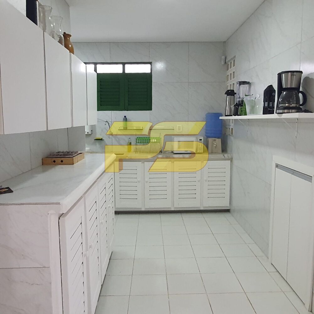 Casa à venda com 4 quartos, 120m² - Foto 2