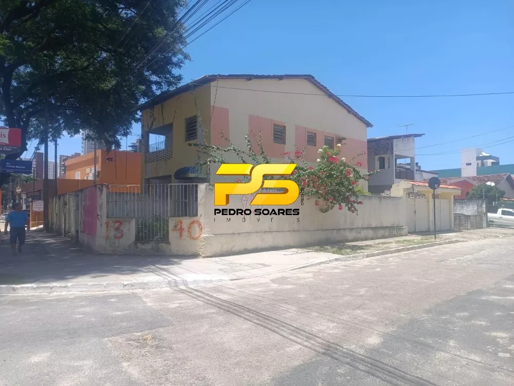 Casa para alugar com 4 quartos, 380m² - Foto 1