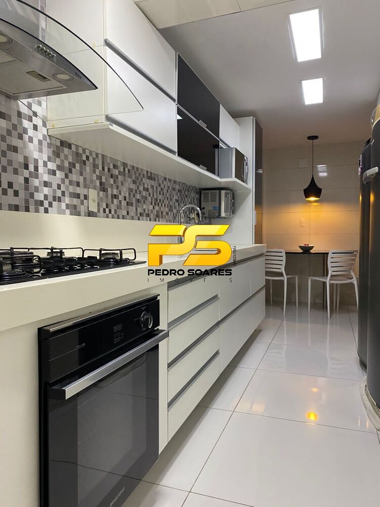 Cobertura à venda com 4 quartos, 350m² - Foto 1