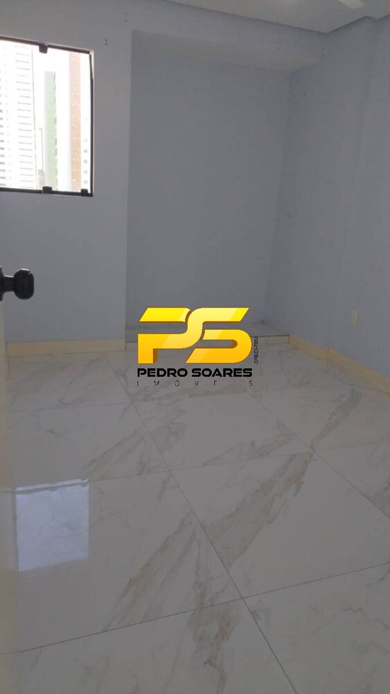 Casa à venda com 4 quartos, 110m² - Foto 4