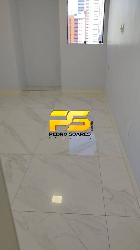 Casa à venda com 4 quartos, 110m² - Foto 1