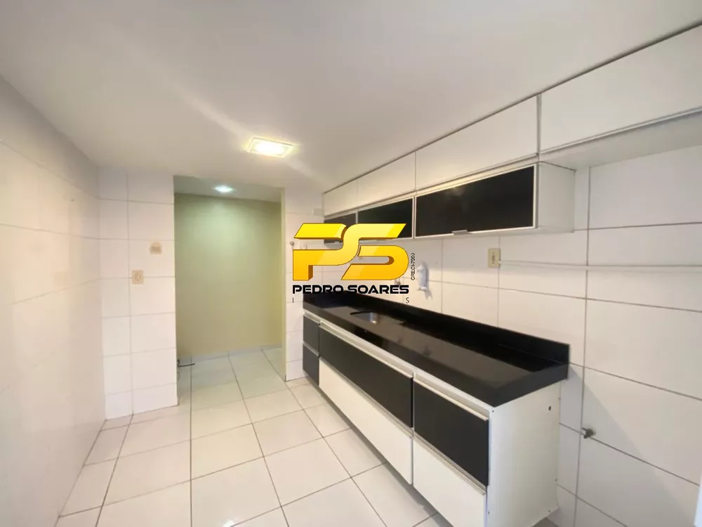 Apartamento à venda com 2 quartos, 70m² - Foto 4