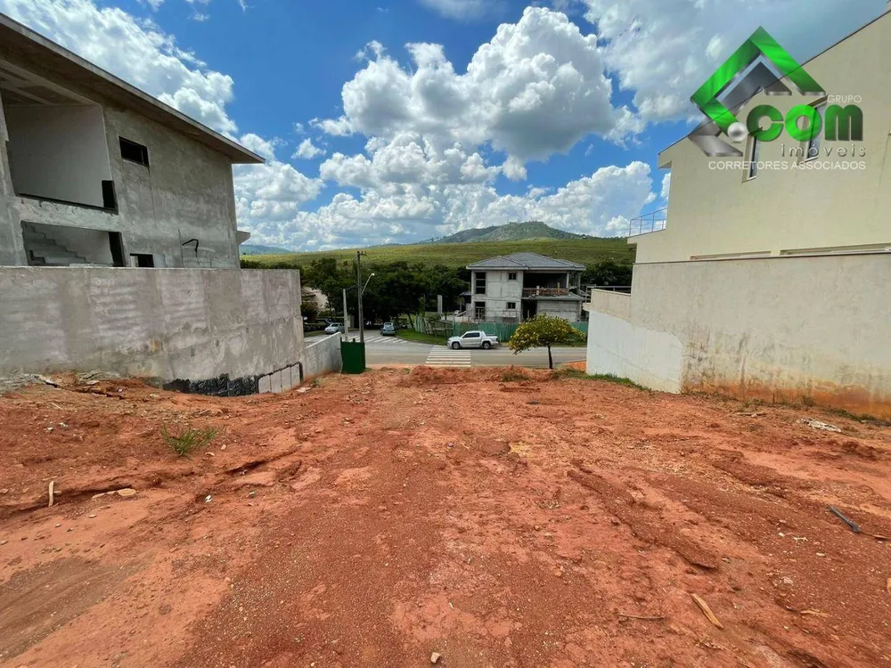 Loteamento e Condomínio, 681 m² - Foto 1