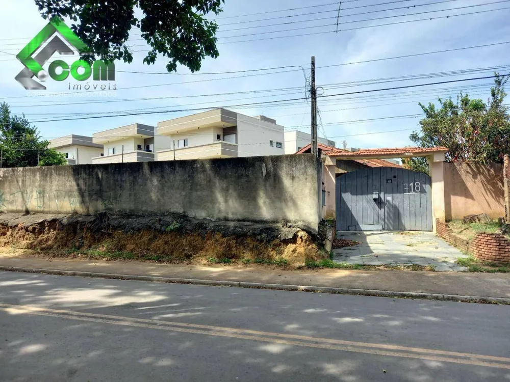 Casa, 3 quartos, 199 m² - Foto 2
