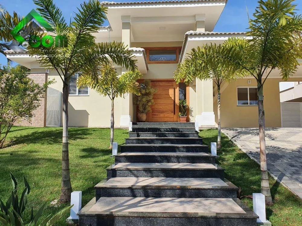 Casa, 3 quartos, 323 m² - Foto 1