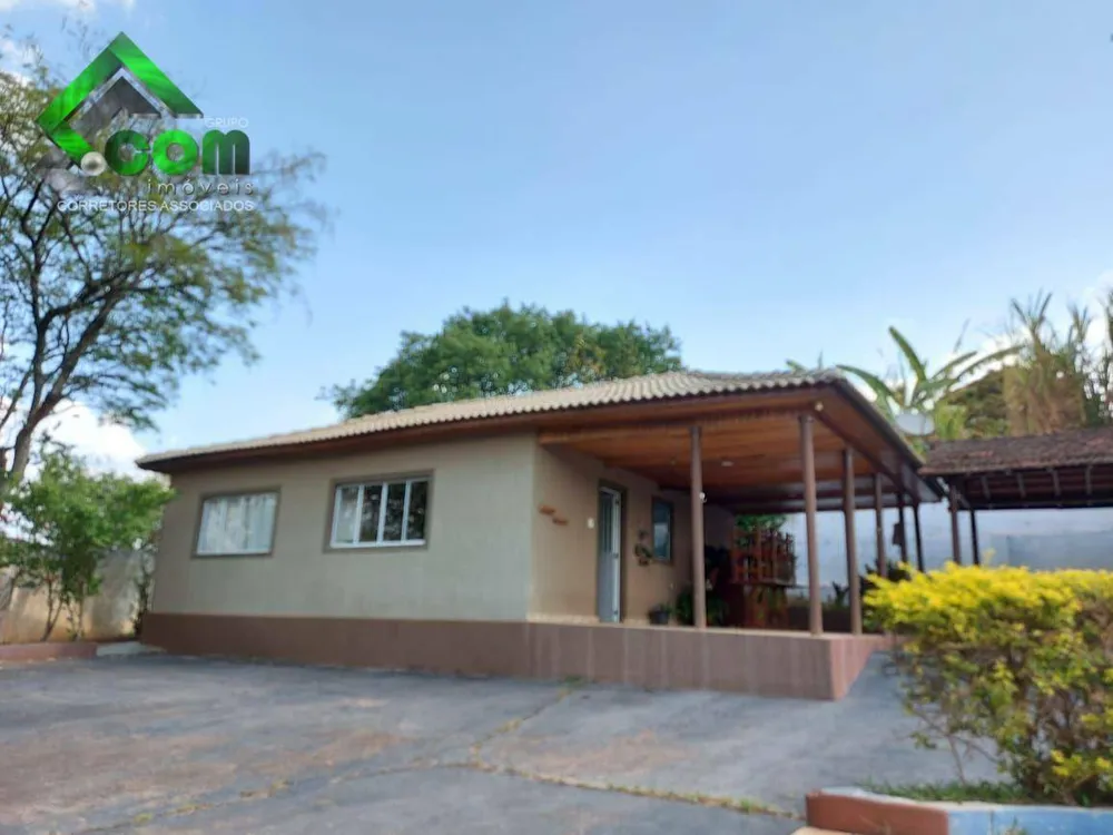 Chácara, 2 quartos, 2700 m² - Foto 1