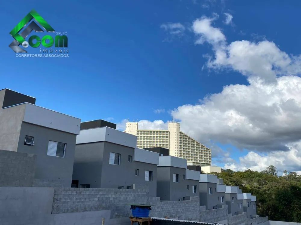 Casa, 2 quartos, 58 m² - Foto 1